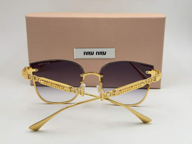 Picture of Miu Miu Sunglasses _SKUfw80879611fw